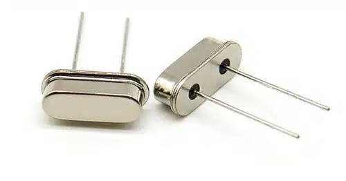 8MHZ 2 PIN METAL CRYSTAL OSCILLATOR