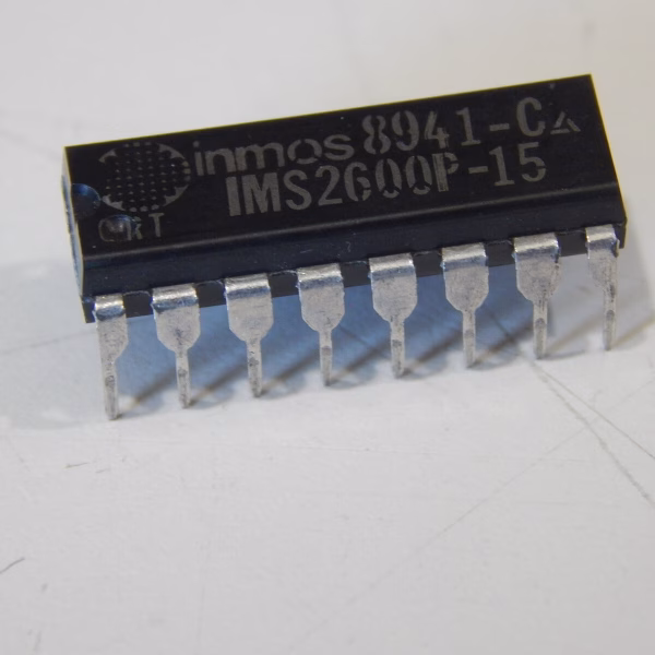 IMS2600P-15 Dynamic RAM Page Mode 64K x 1 16 Pin DIP IC - FAST SHIPPING
