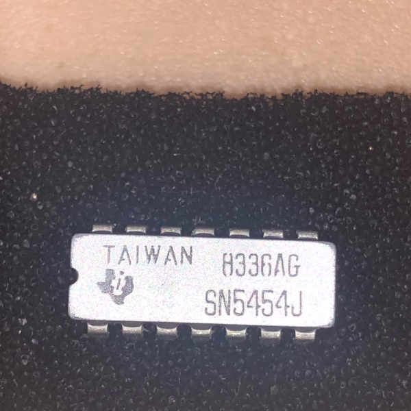 SN5454J INTEGRATED CIRCUIT